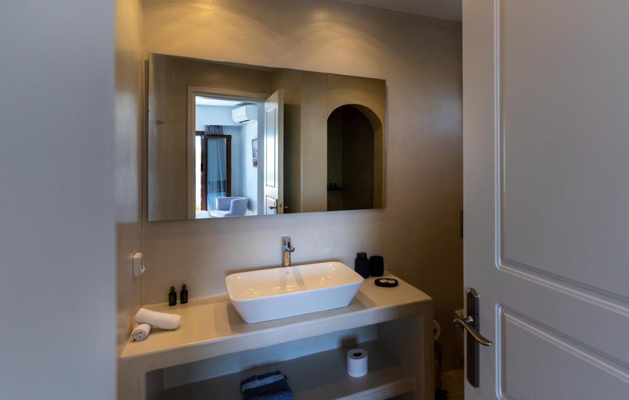 Anamnesis City Spa Fira  Bagian luar foto